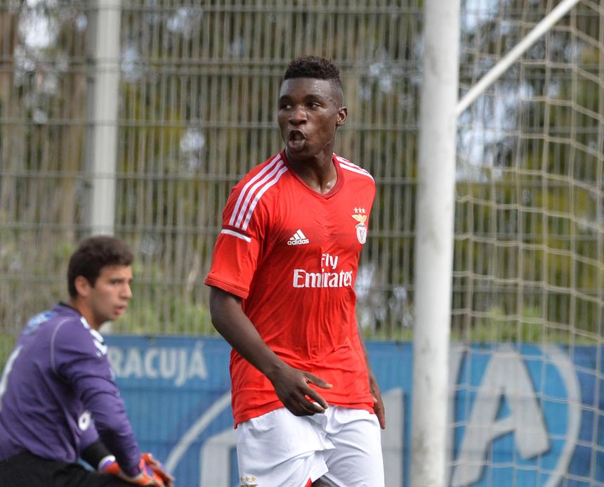 Aurélio Buta nos juniores do Benfica (Foto: ASF/Hélder Santos)