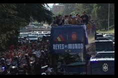 Receção apoteótica aos campeões do mundo em Madrid