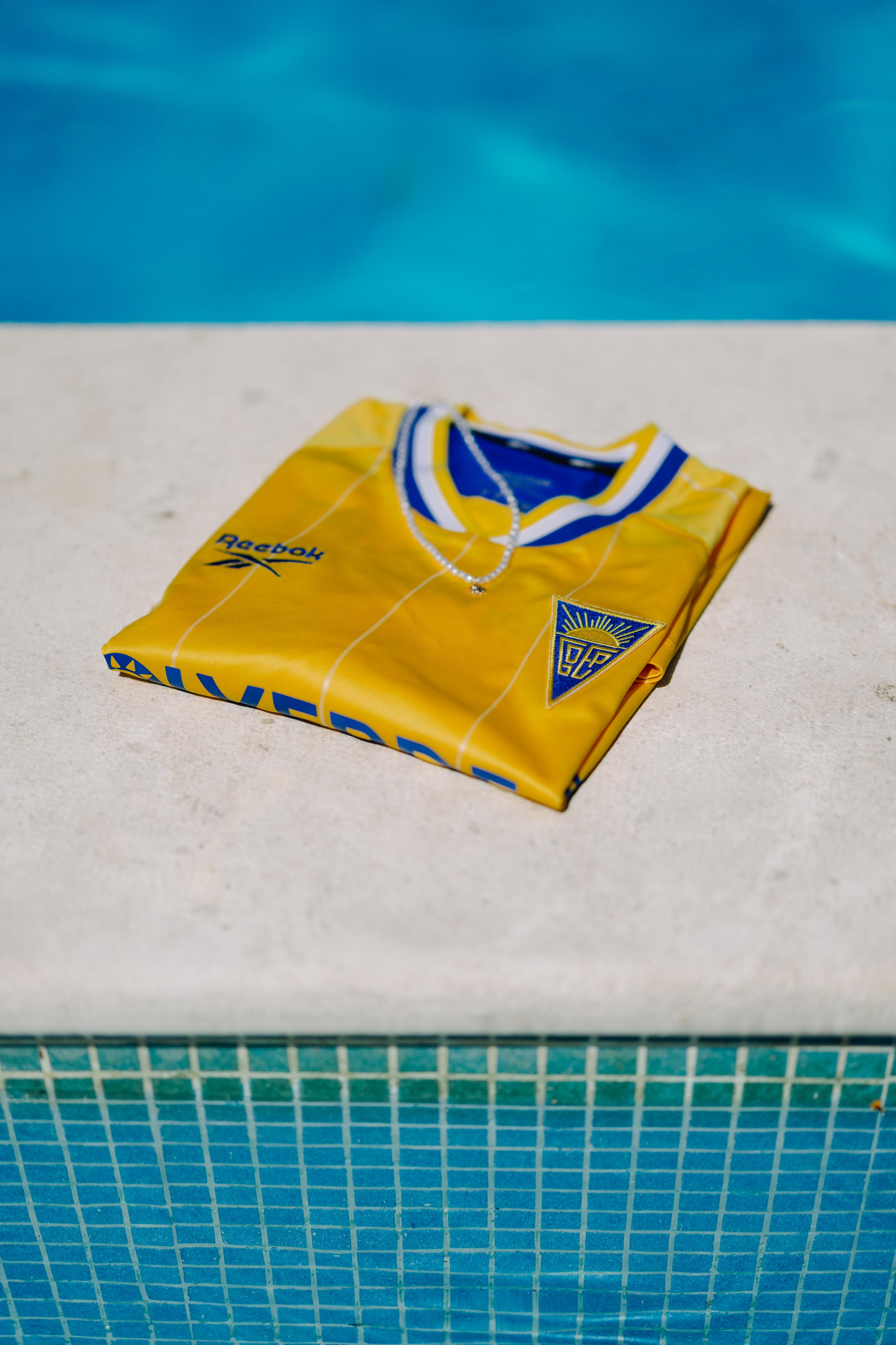 Camisola principal do Estoril para 2026/27 - Foto: Estoril