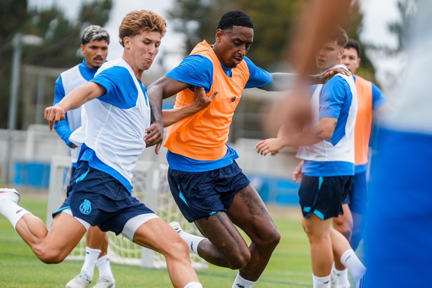 Benardo Lima e Pablo Rosario no treino de hoje - Foto: FC Porto