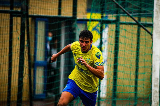 Estoril: Tiago Parente regressa aos sub-23 em definitivo
