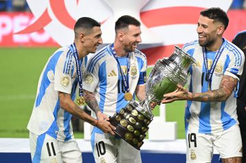 Otamendi herdeiro de Messi na Argentina?