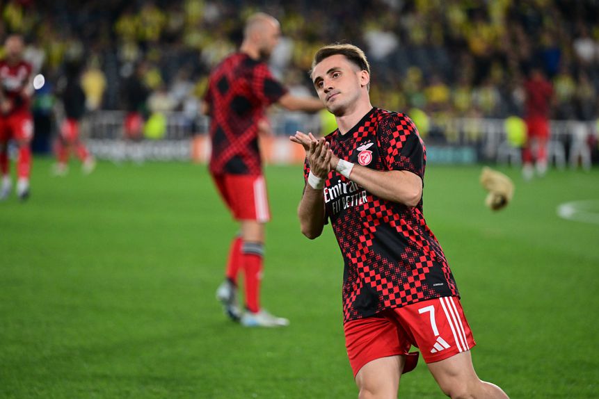 Kerem Akturkoglu antes do Fenerbahçe-Benfica (foto: IMAGO)