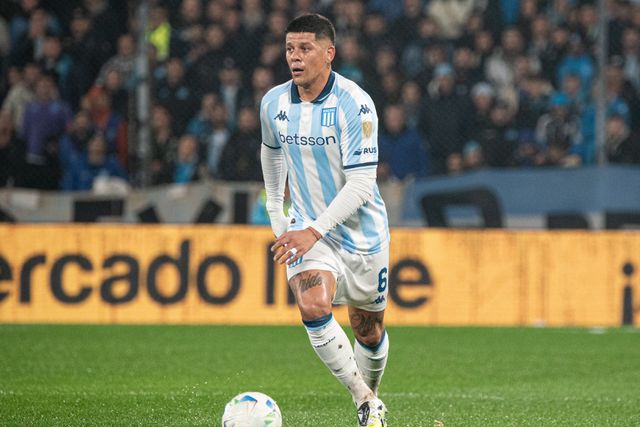 Marcos Rojo com a camisola do Racing Avellaneda - Foto: Racing