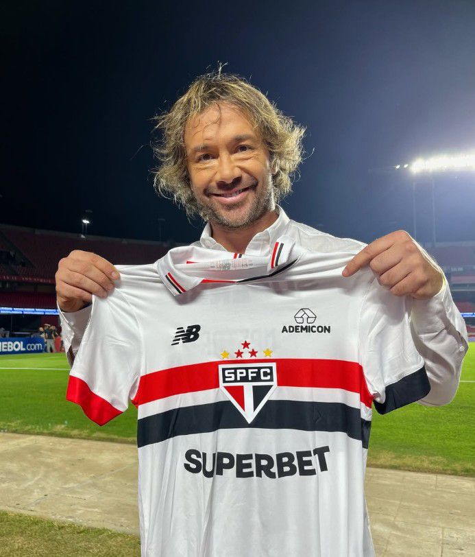 Diego Lugano tem agora 44 anos. Em meados de 2024 visitou o São Paulo (foto: Instagram)