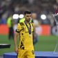 Taremi 'encostado' e a treinar sozinho no Inter