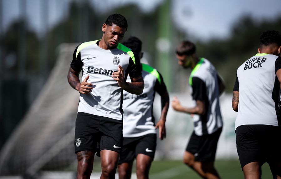 Rayan Lucas integrou treino da equipa principal