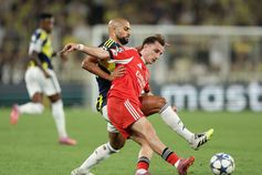 Akturkoglu muito assobiado no Fenerbahçe-Benfica (EPA/ERDEM SAHIN)