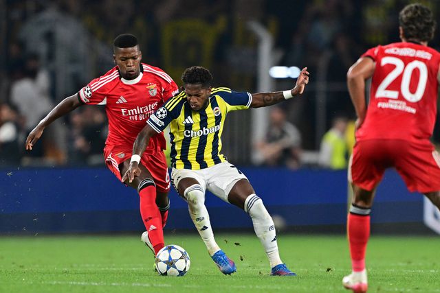 VÍDEO: Florentino expulso deixa o Benfica com 10 em Istambul