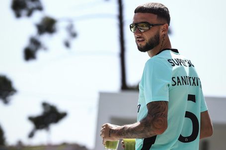 VÍDEO: Inovador? Sporting apresenta o 3.º equipamento