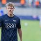 VÍDEO: remate colocado de Jorgensen e o Aarhus reduz a desvantagem na Luz