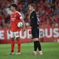 Hedenstad, ao lado de Tomás Araújo, brilhou entre os postes no Estádio da Luz - Foto: Miguel Nunes