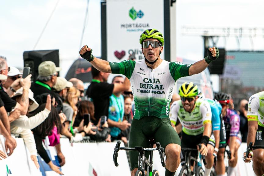 Iúri Leitão está há quatro anos com a equipa espanhola e renovou por mais dois. Foto Caja Rural