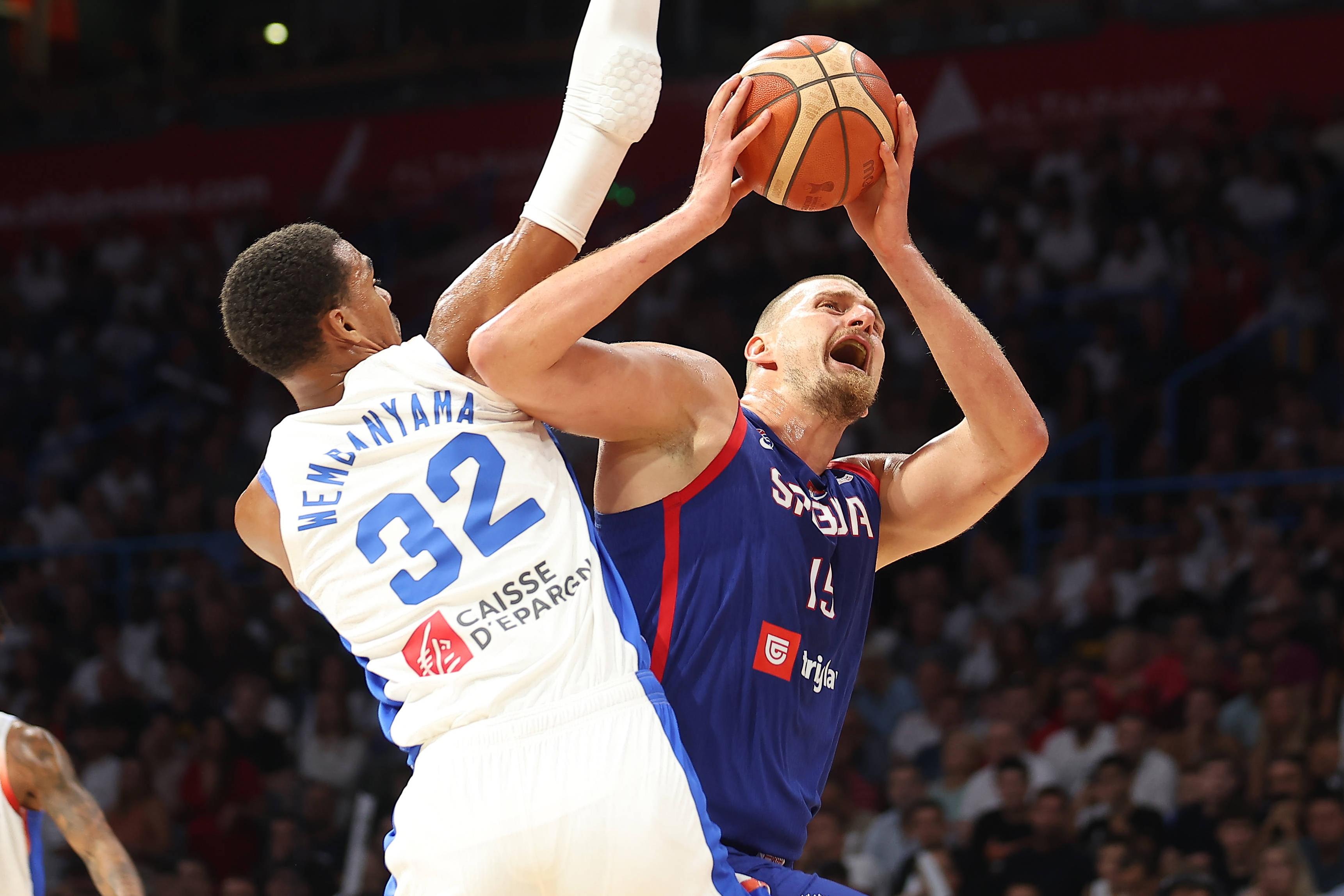 Wemby sentiu dificuldades para travar Nikola Jokic     Fotografia Imago