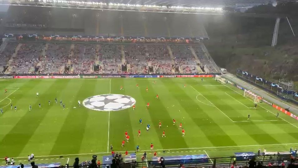 SC Braga-Nápoles: «arsenalistas» entram para aquecimento