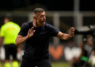 Brasil: Caixinha conta a A BOLA segredos do vice-líder RB Bragantino