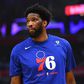 Embiid renova com os Sixers e entra no clube dos 500 milhões
