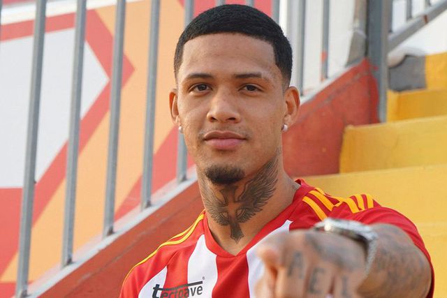 Samuel Granada deixa o Aves SAD e regressa ao Fluminense