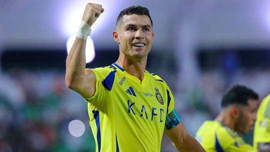 À boleia de Ronaldo, Al Nassr vence na estreia de Pioli no comando técnico