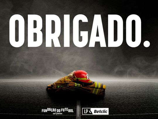 Liga reage aos incêndios: homenagem aos bombeiros e golos a valer árvores