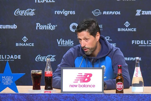Vítor Bruno assume que incêndios condicionaram os treinos do FC Porto