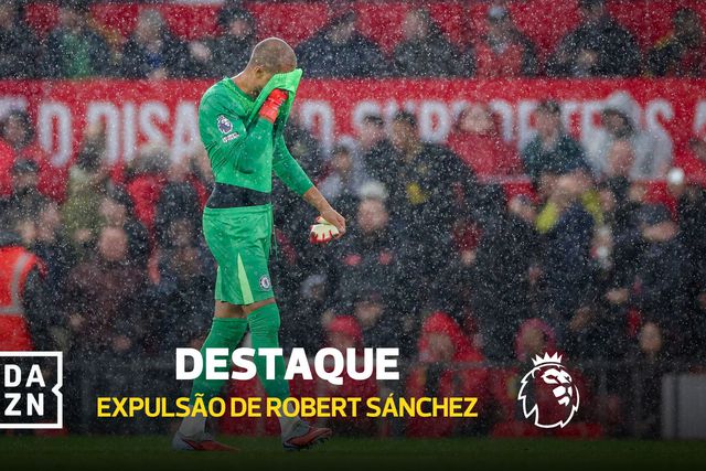 Sánchez derrubou Mbeumo e foi tomar banho mais cedo... aos 5 minutos