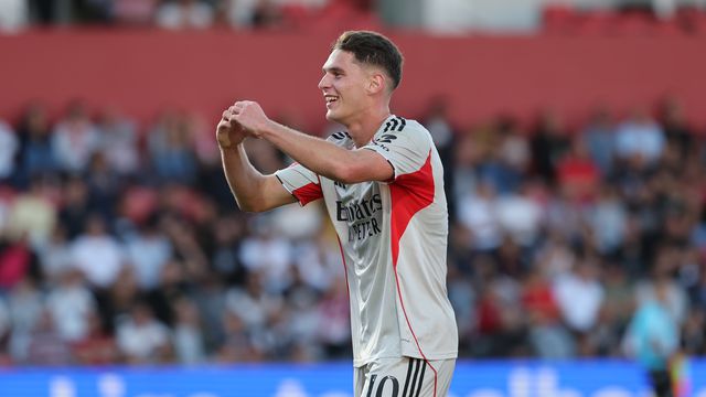 «Sudakov? É um jogador diferenciado»