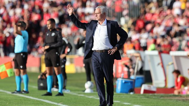 «Bem-vindo ao nosso campeonato, Mourinho»