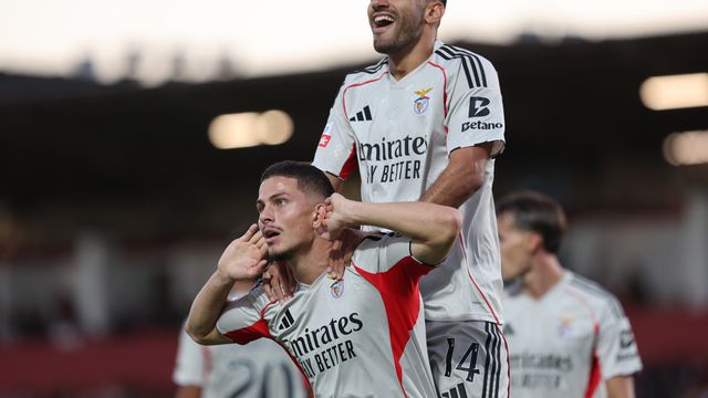 «Usar Ivanovic como falso extremo esquerdo e não Schjelderup mudou completamente a dinâmica ofensiva e defensiva»