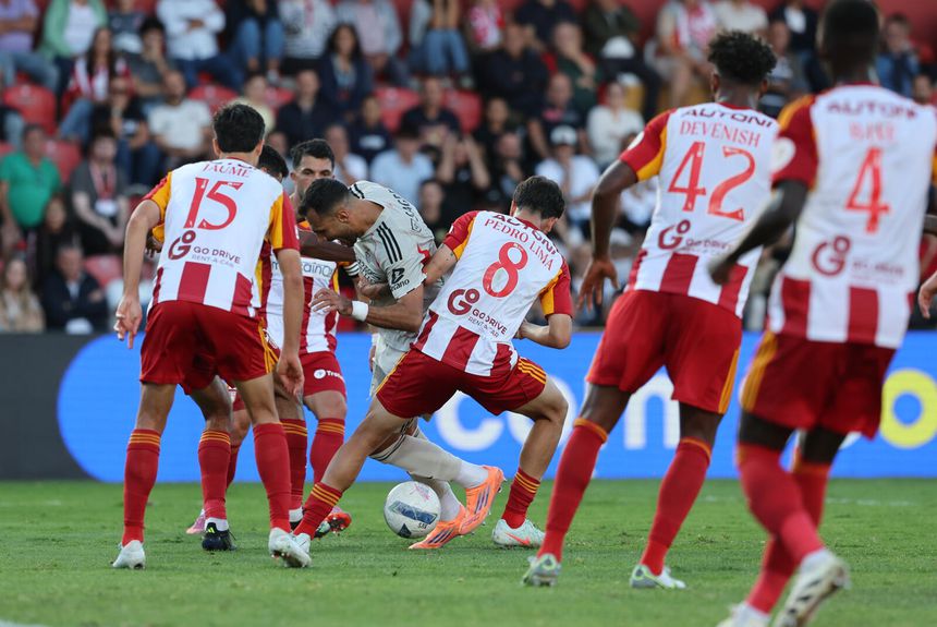 Aves SAD na derrota caseira frente ao Benfica - Fotografia: Catarina Morais/Kapta+