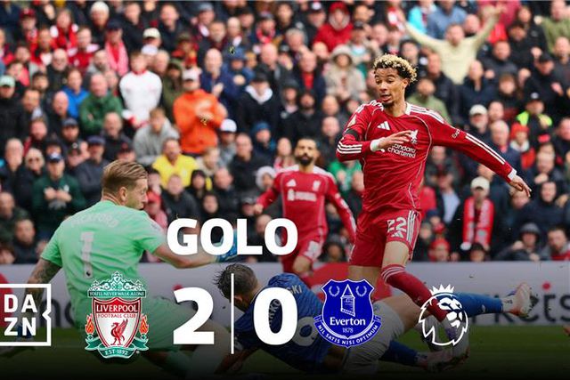 Isak quem? Ekitiké volta a marcar e aumenta vantagem do Liverpool