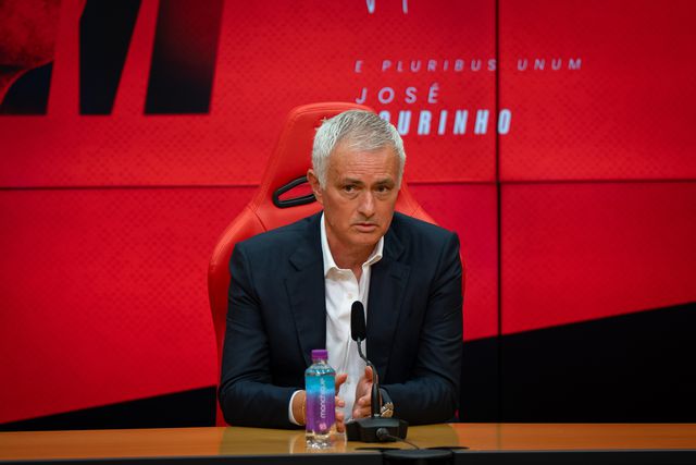 De Mourinho a... Mourinho: as estreias dos ex-treinadores do Benfica