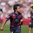 Carlos Álvarez a festejar golaço apontado pelo Levante - Foto:  David Borrat/EPA