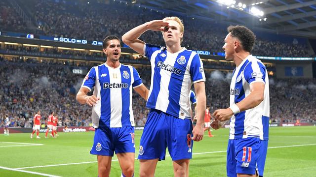 Froholdt festeja o segundo golo do FC Porto (Rogério Ferreira)