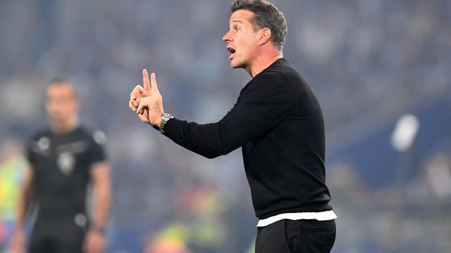 Marco Silva dar instruções no FC Porto-Benfica - Foto: Kapta + / Catarina Morais e Rogério Ferreira