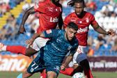 Santa Clara e SC Braga empataram no São Miguel. -Foto: EDUARDO COSTA/LUSA