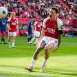 Adversários de Benfica e FC Porto sobem ao topo da Eredivisie