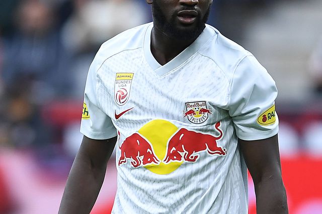 Vídeo: adversário do Benfica mostra ‘pés mágicos’ em pleno relvado da Luz