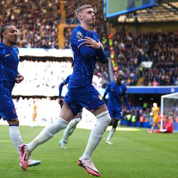 Cole Palmer eleito melhor jogador do ano pelos adeptos da Premier League