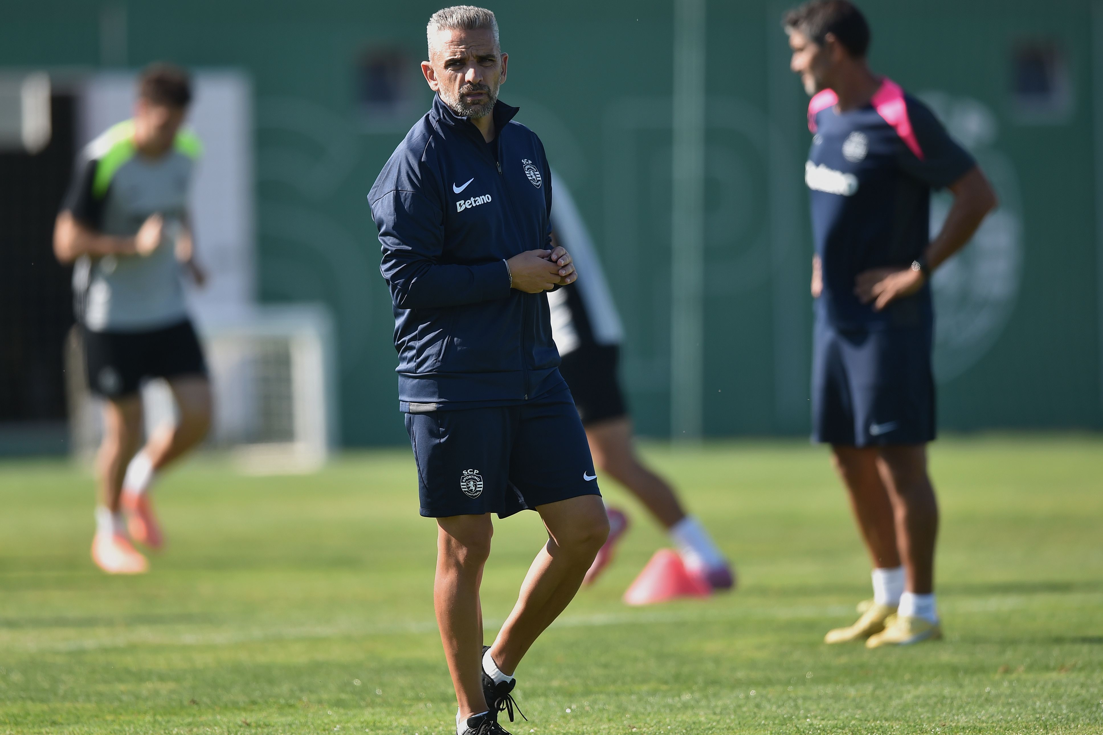 Rui Borges orientou mais uma sessão de treino na Academia de Alcochete - Foto: Miguel Nunes