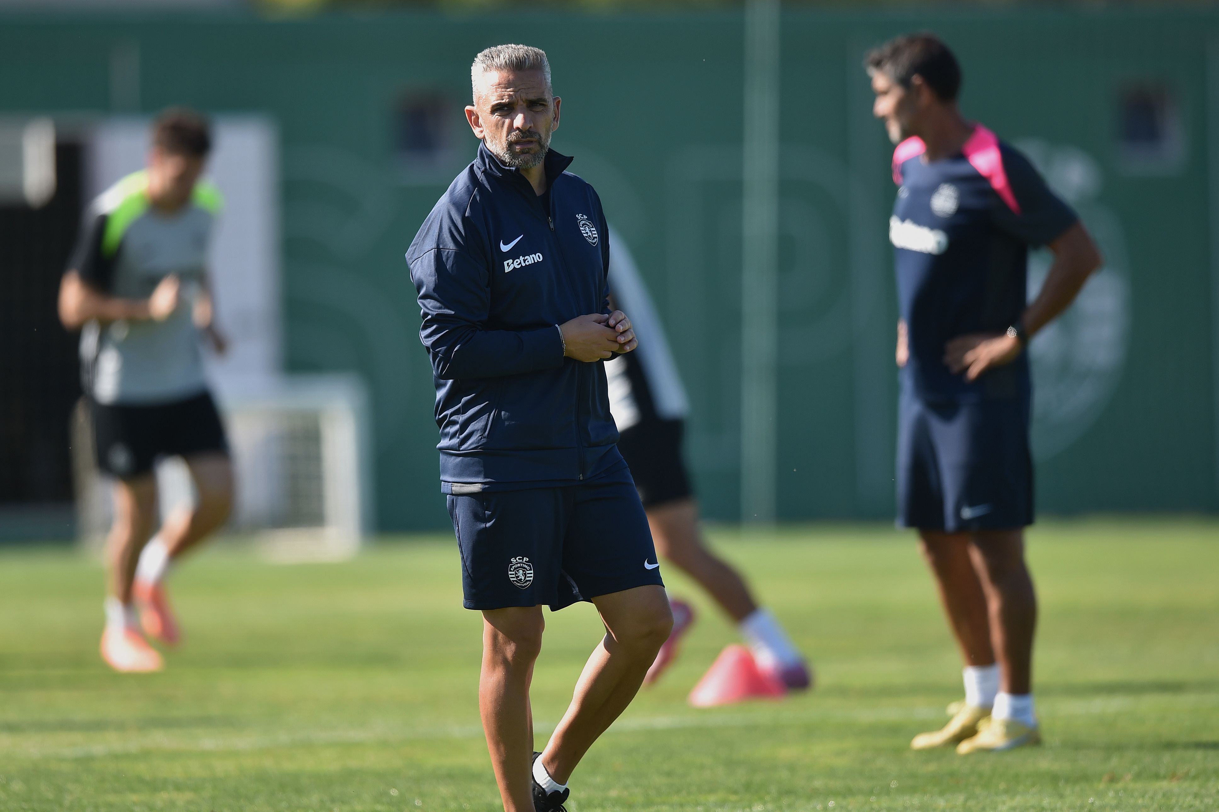 Rui Borges orientou mais uma sessão de treino na Academia de Alcochete - Foto: Miguel Nunes