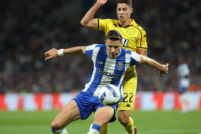 Bednarek tem sido um esteio na defesa portista - Foto: Catarina Morais/KAPTA+