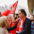 Nuno Gomes à porta da casa do Benfica no Porto (Foto: Ana Rocha Nené)