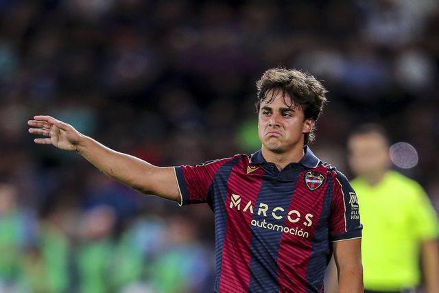 Carlos Álvarez, jogador do Levante