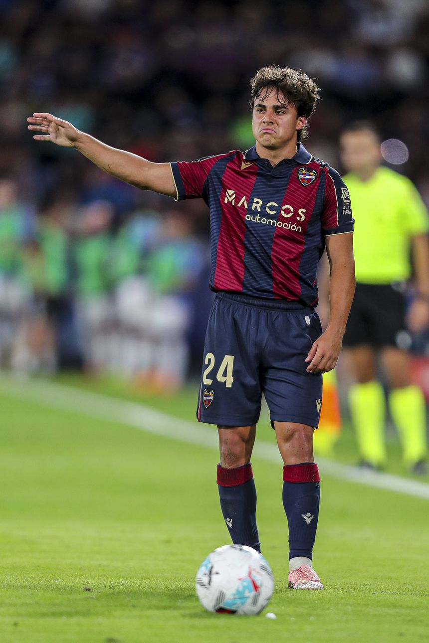 Carlos Álvarez, jogador do Levante