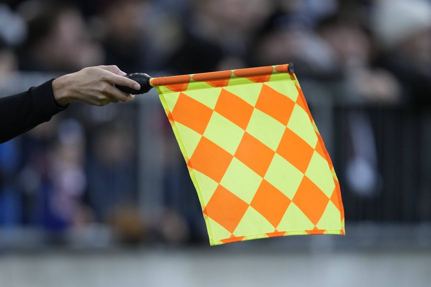 «Lei Wenger» pretende alterar o sistema de fora de jogo