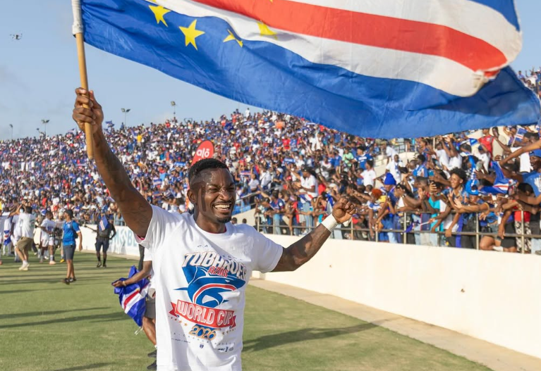Stopira a celebrar o apuramento de Cabo Verde para o Mundial 2026 - Foto: @Stopy22