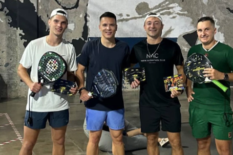 Sudakov à esquerda, ao lado de Konoplyanka - Instagram/Konoplyanka