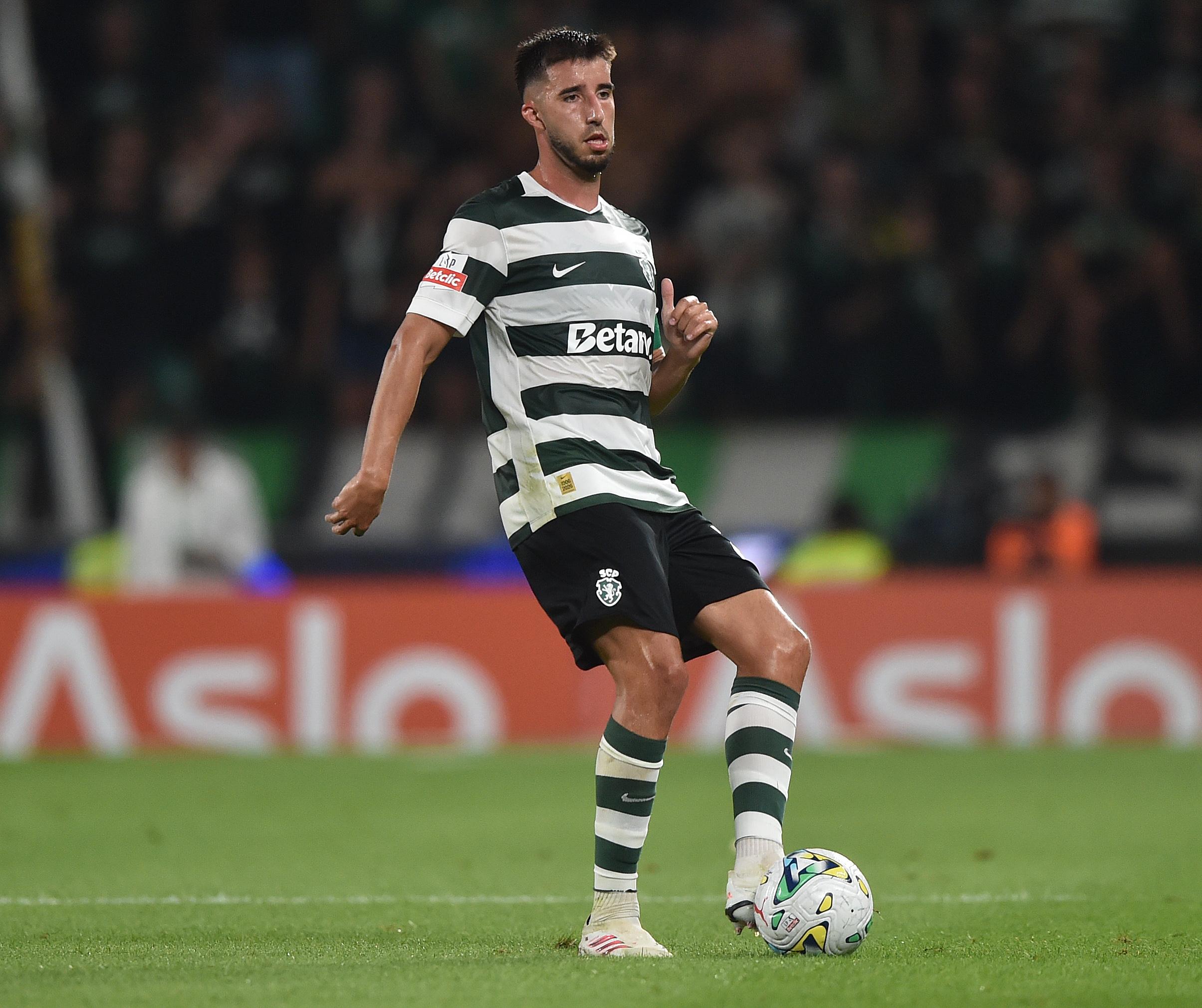 Gonçalo Inácio no centro da defesa - Foto: A BOLA/Miguel Nunes