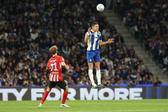 Bednarek voltou ao onze do FC Porto frente ao PSV. Foto Catarina Morais/Kapta+
